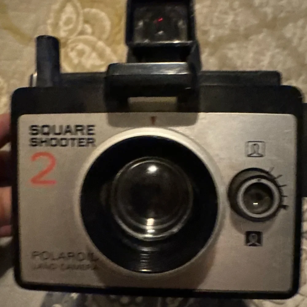 Vintage 1970s Polaroid Square Shooter 2 Land Camera - Instant Film Classic